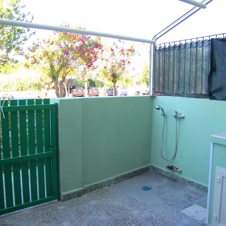 Apartment Bright Near Baia Beaches *